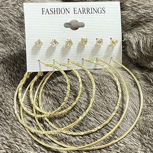 6 pairs of earrings A2